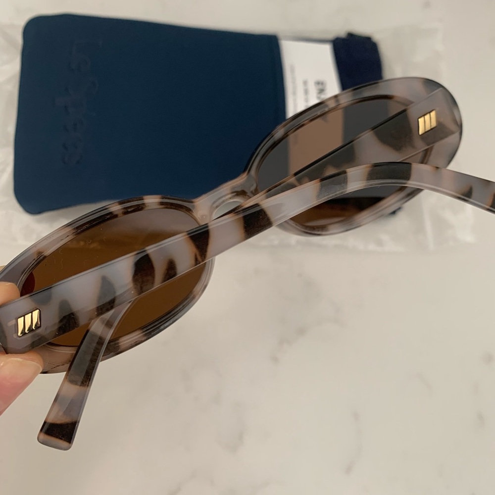 Le Specs - Outta Love Sunglasses (Tortoise)